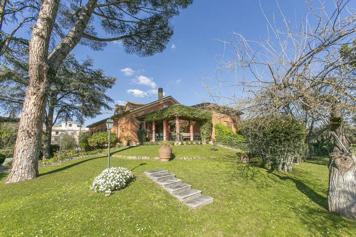 Chalet para 9 personas, con jardín y vistas en Roma