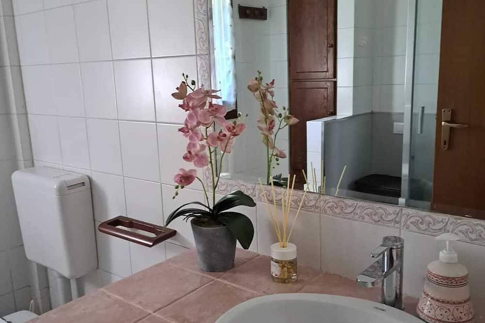 Appartement entier, Stately Apartment, Vacation Home Travel Paintings, Bologna, in Monterenzio, Province de Bologne