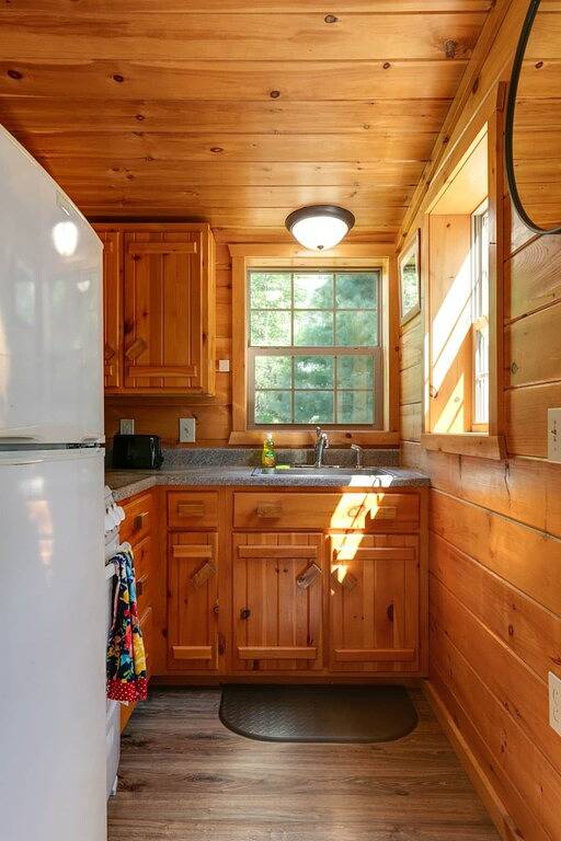 Pine Ridge Cabin: an all-seasons Wellsboro getaway in Tioga County