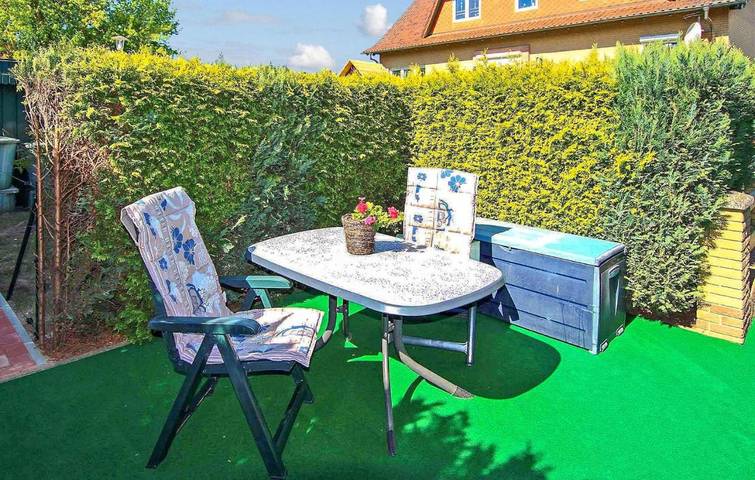Ferienhaus für 4 Personen, mit Terrasse in Klink - 2
