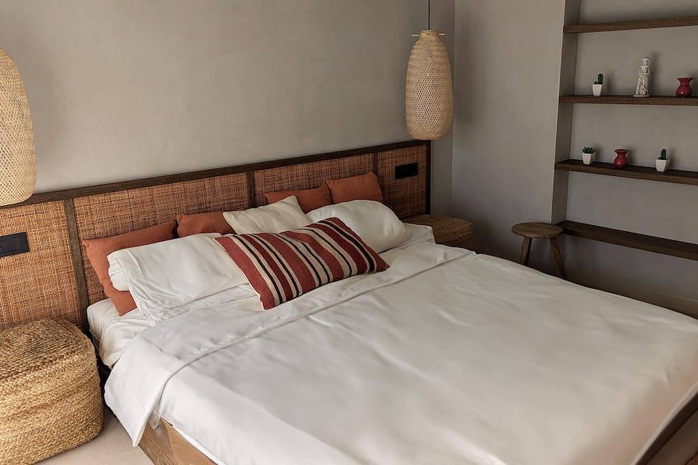 A Luxurious Mediterranean Escape on a Serene Island - Garden Haven Room /1 in Drvenik Mali und Veli