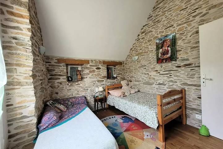 Location de vacances pour 4 personnes, avec terrasse à Sainte-Fortunade - 2