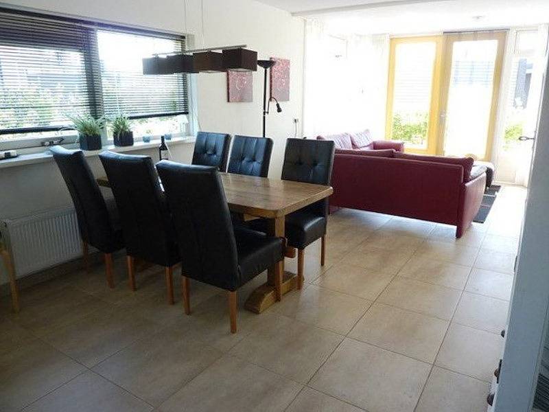 Vakantiefriesland — Ferienhaus Koudum in der Nähe des Hallen- und Freibades in Ijsselmeer