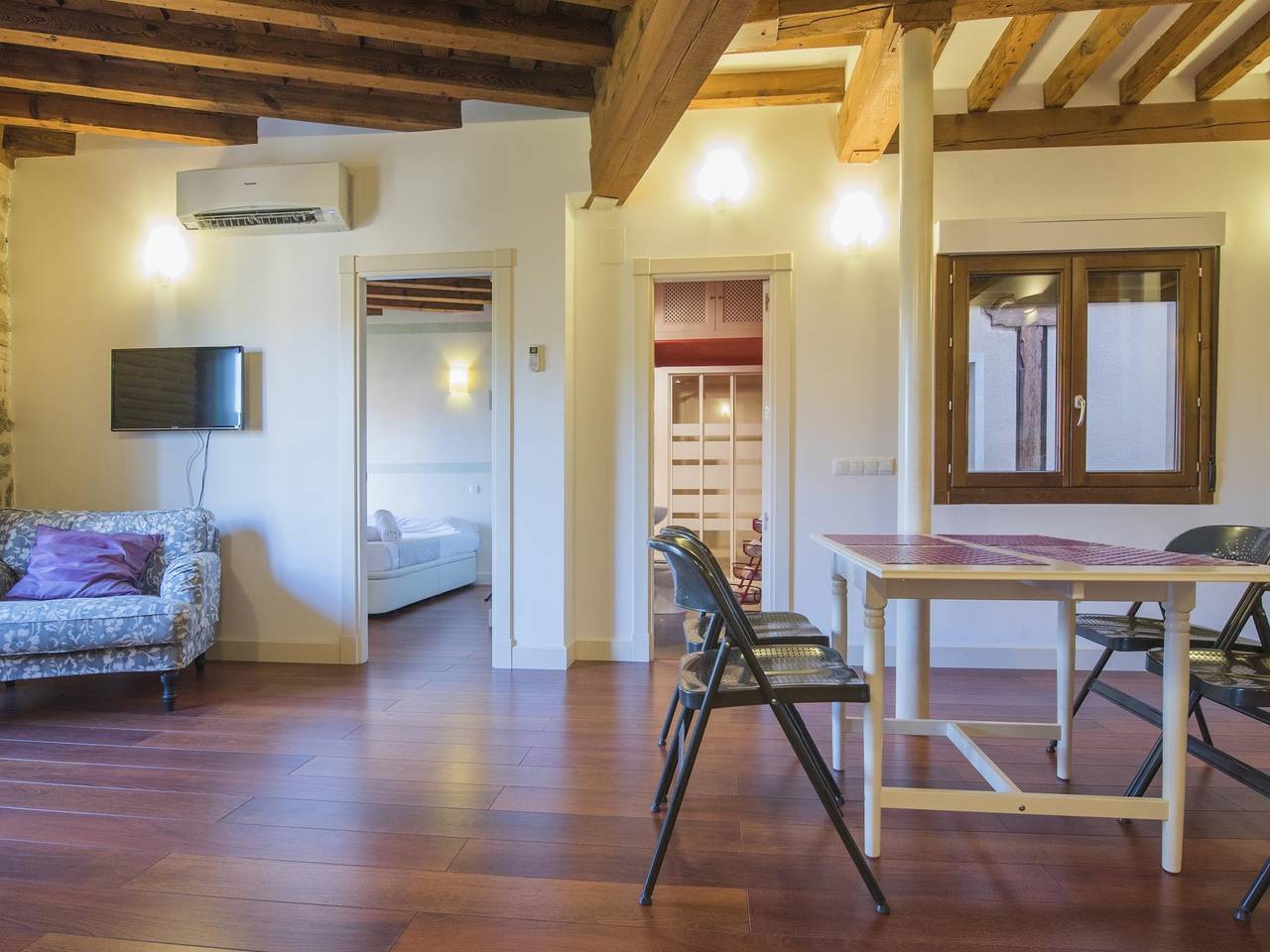 Apartamento vacacional entero, San Cipriano. Apartamento con garaje incluido in Toledo, Provincia de Toledo