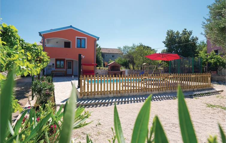 Ferienhaus für 12 Personen, mit Pool und Terrasse auf Pasman - 2