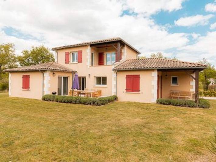 Location de vacances pour 8 personnes, adapté aux familles à Vasles