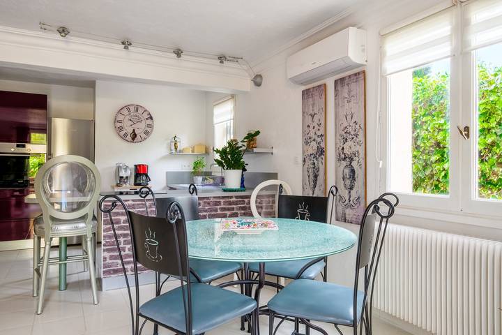 Ganze Wohnung, Ferienwohnung 'Le Mas Des Pins' mit Bergblick, Wlan und Klimaanlage in Peymeinade, Mittelmeerküste (Frankreich)