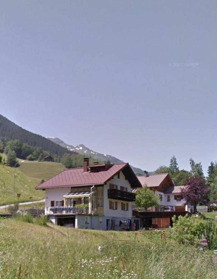 Location de vacances pour 10 personnes, avec vue et jardin dans Partenen - 2