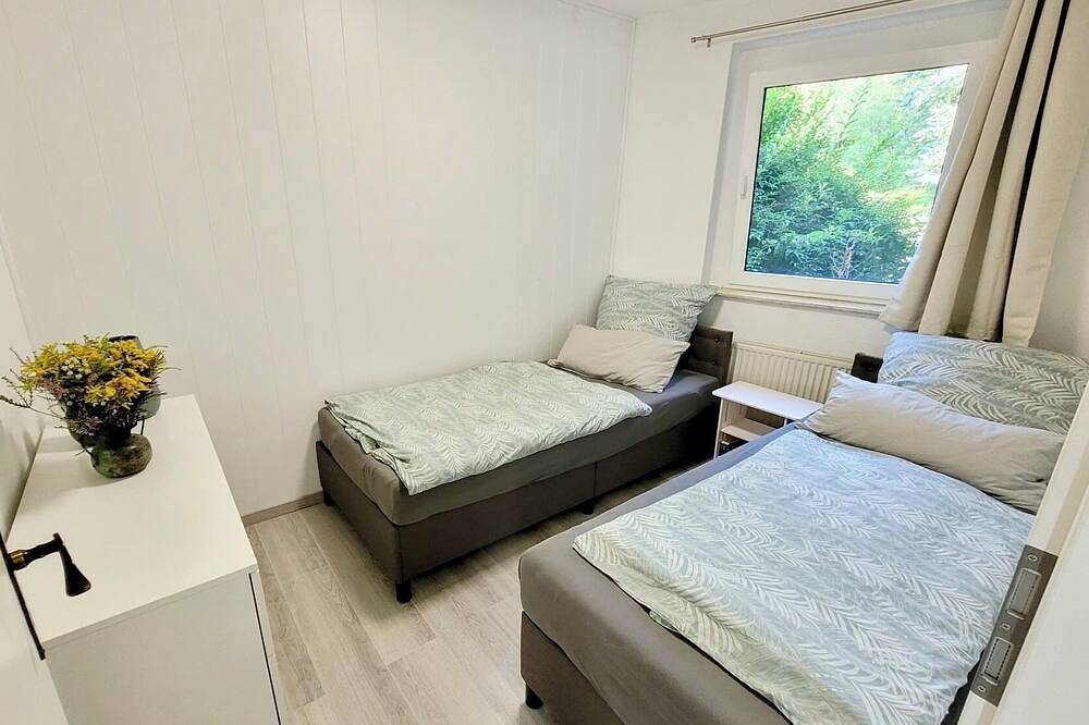 Ganze Wohnung, Ferienwohnung Berlin-Karow -ruhig gelegen & schnell imzentrum in Berlin Karow, Berlin