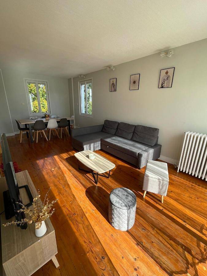 Maison de vacances pour 8 personnes, avec terrasse et jardin, animaux acceptés