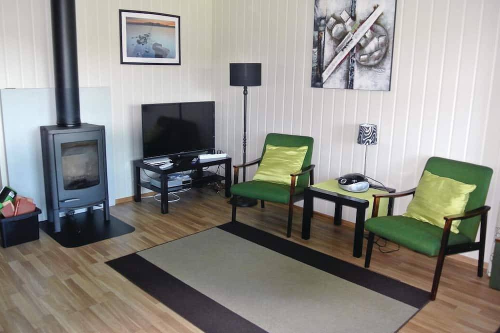 Cozy home in Hemnes with house sea view in Aurskog-Høland