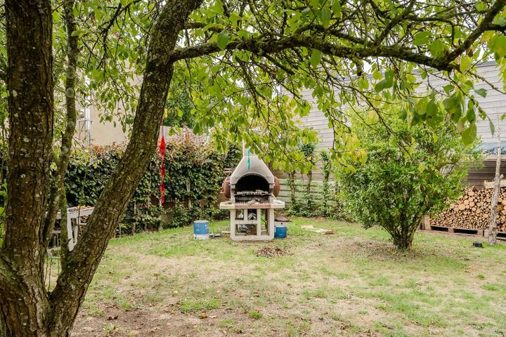 Maison de vacances 'De L'enclume' avec jardin privé, balcon et Wi-Fi in Sévignac, Région de Dinan