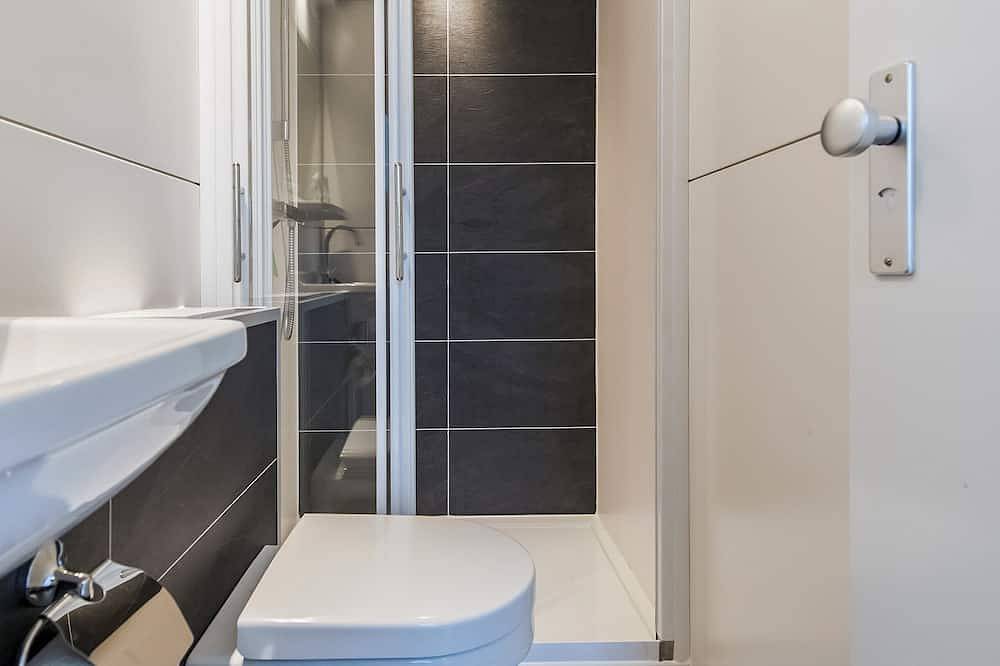 Ibiza | Cozy Houseboat in Maastricht | 4 Guests in Maastricht, Limburg (Niederlande)