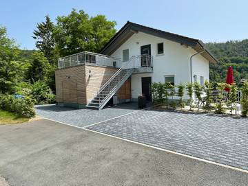 Ferienwohnung für 4 Personen, mit Ausblick und Garten sowie Terrasse, kinderfreundlich in Edertal