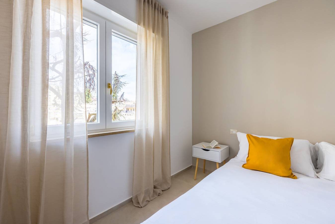 Appartamento intero, Montesanto View Room 1 by Wonderful Italy in Napoli, Napoli e dintorni