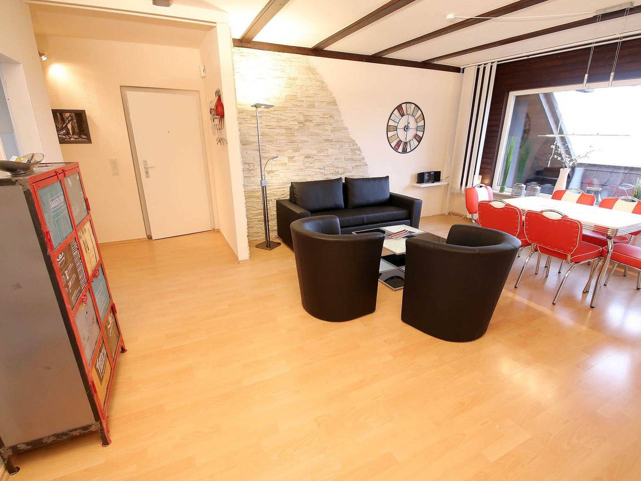 Ganze Ferienwohnung, Art City Studio Kassel 4 in Niestetal, Hessisches Bergland