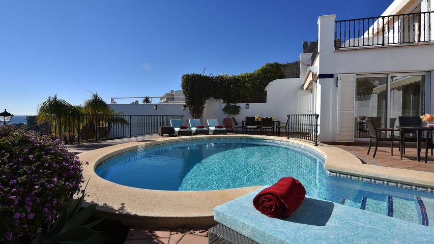 Casa rural para 8 personas, con terraza en Nerja - 2
