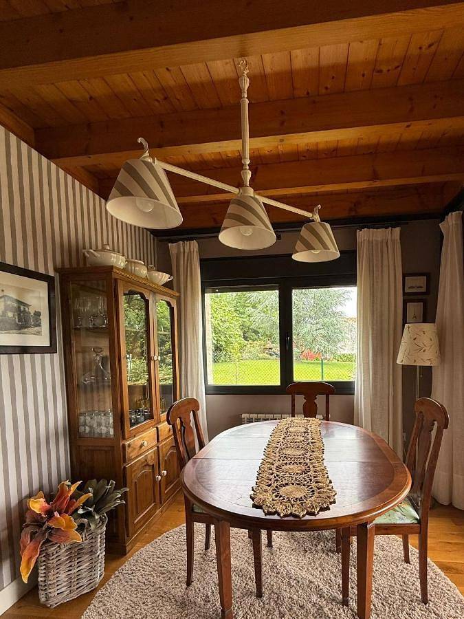 Casa rural para 9 personas, con Balcón y Terraza además de Jardín y Piscina en Laredo - 3