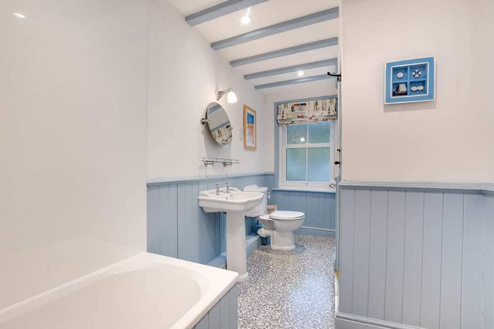 2 Bed in Sandsend (oc-wa307) in Sandsend, North York Moors National Park
