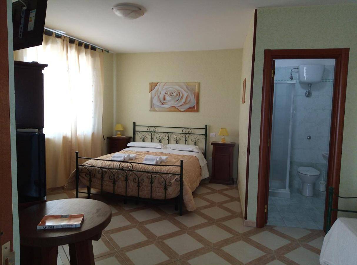 Quadruple Room with Shower in Borgagne, Melendugno