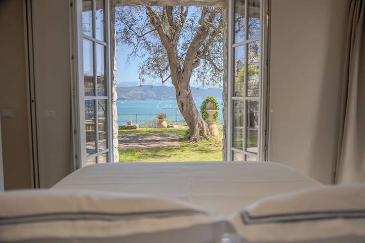 Villa Castello Portovenere With Large Garden And Memorable Sea View in Porto Venere, Comune di Porto Venere