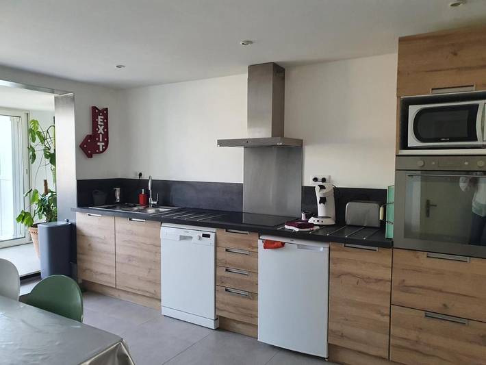 Location de vacances pour 10 personnes, avec vue ainsi que terrasse et piscine à Aspremont - 2