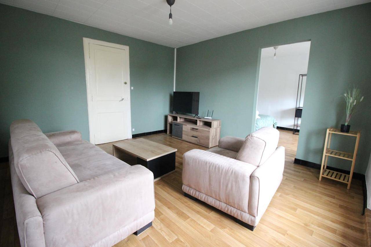Appartement entier, Three-Bedroom Apartment in Thierville-sur-Meuse, Verdun
