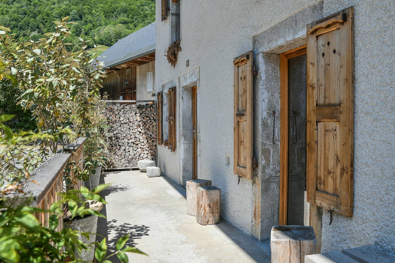 Maison de vacances 'Ciméléon Bas' avec vue sur les montagnes, terrasse privée et Wi-Fi in Aillon-le-Jeune, Région de Chambéry