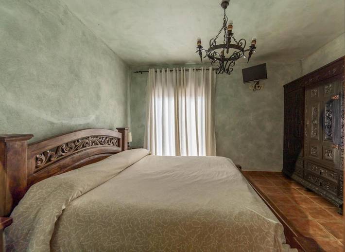 Hotel para 2 personas, con jacuzzi en Sierra De Ayllón - 3