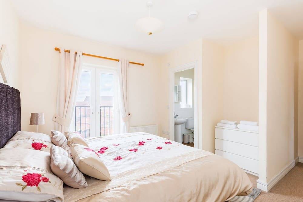 Casa de nueva construcción de 6 dormitorios in Wolverhampton, Birmingham y alrededores