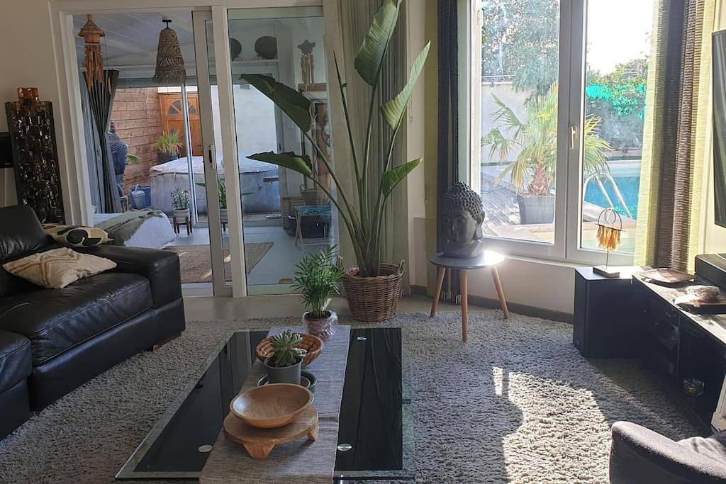One-Bedroom House in Marignane, Côte méditerranéenne (France)