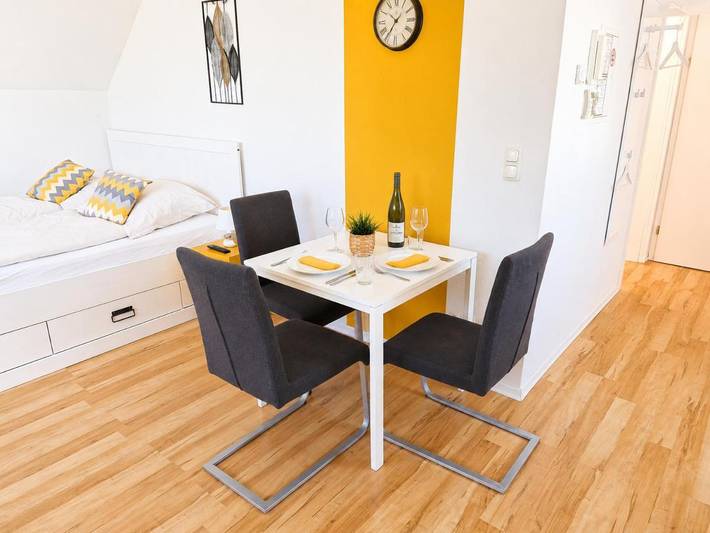 Ferienwohnung für 3 Personen, mit Seeblick und Ausblick in Hüde