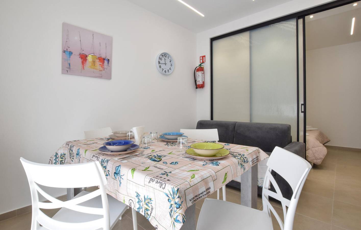 Appartement de vacances entier, Appartement confortable au bord de la mer avec WiFi et climatisation in Capaci, Province de Palerme