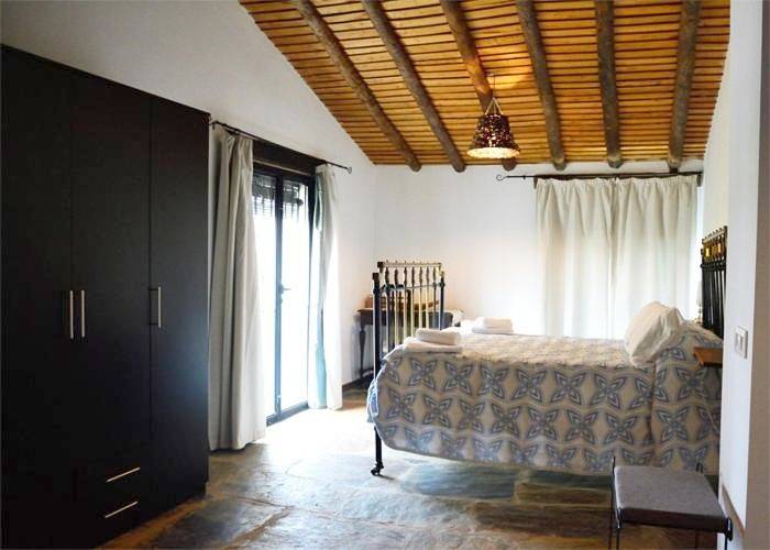 Albergue para 3 personas, con jardín y vistas, Se admiten mascotas en Tierra de Badajoz - 3