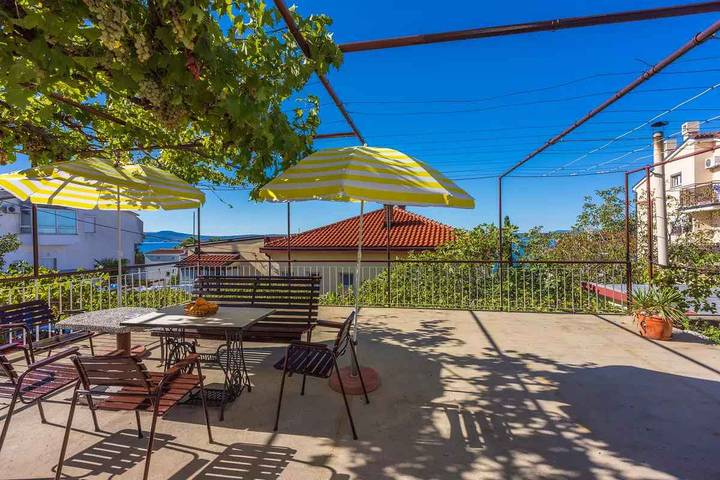 Ferienwohnung für 6 Personen, mit Garten in Crikvenica - 2