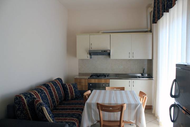 Monolocale intero, Residence Olimpo - Rimini 1-room-apartment For 2 Persons in Rimini, Provincia di Rimini