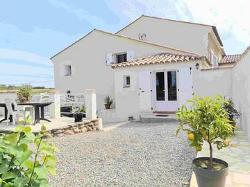 Gîte pour 4 personnes, avec vue et jardin à Moussan