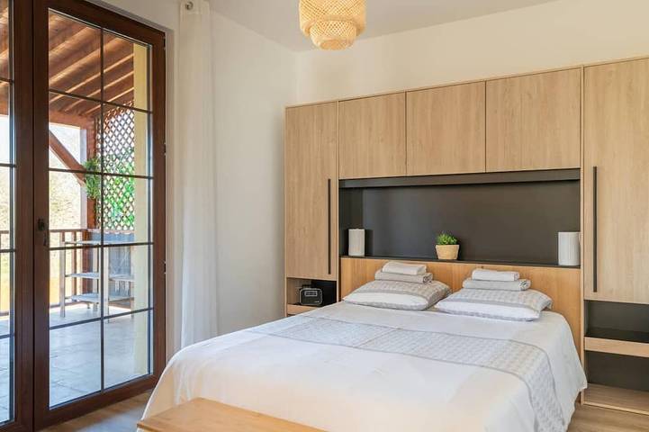 Gîte pour 4 personnes, avec Terrasse et Piscine à Sarlat-la-Canéda - 3