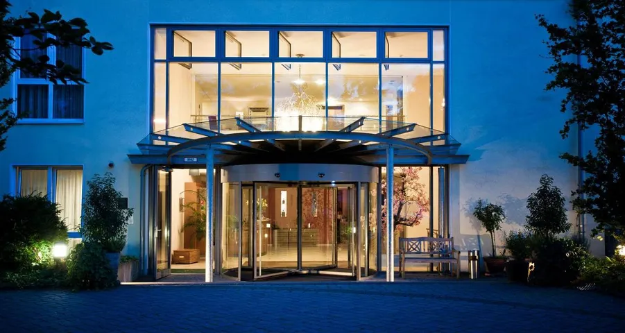 Hotel für 3 Personen, mit Seeblick und Ausblick sowie Garten - 1
