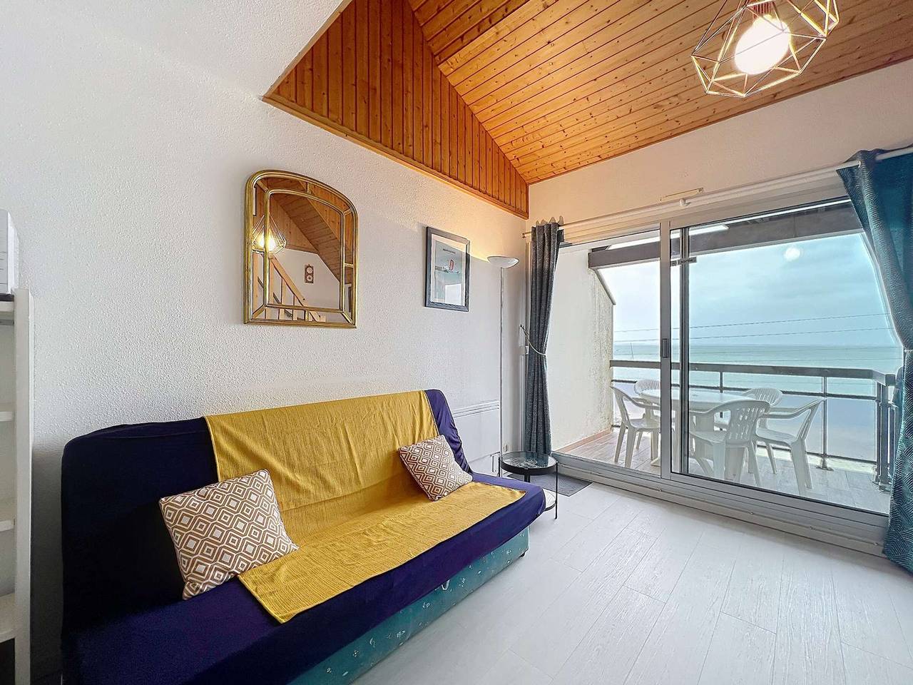 Ganze Wohnung, Quiberon - 2-Zimmer + Mezzanine Wohnung - 4 Pers - Meerblick in Quiberon, Côte des Mégalithes