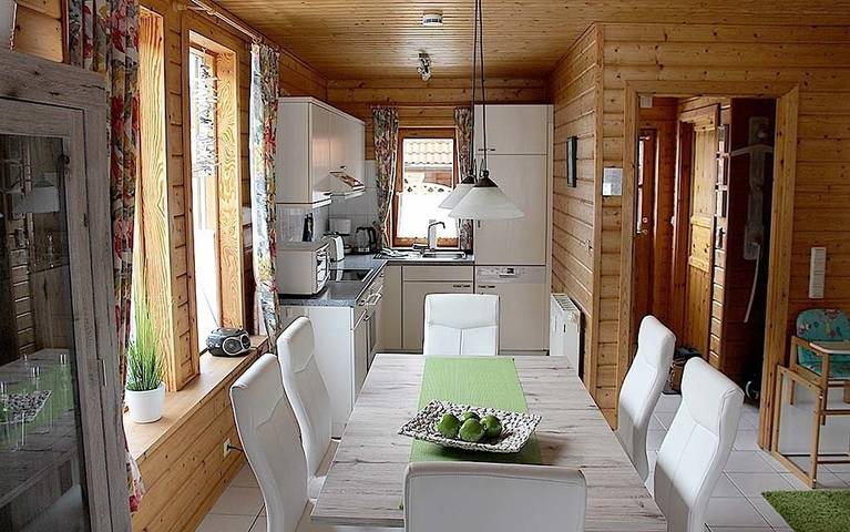 Ferienpark für 5 Personen, mit Garten und Sauna sowie Terrasse, kinderfreundlich in Sachsen-Anhalt