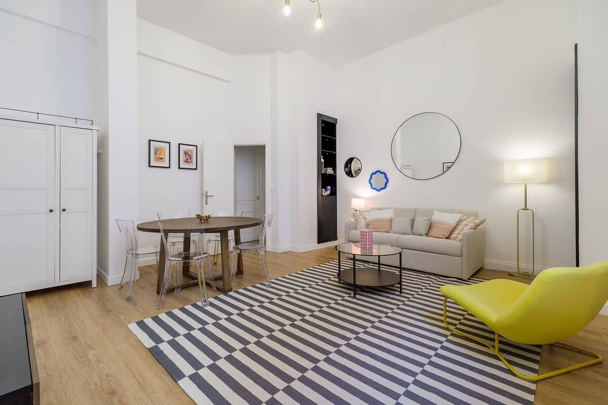 Appartement entier, Appartement de vacances pour 6 personnes in Neuilly-sur-Seine, Hauts-de-Seine