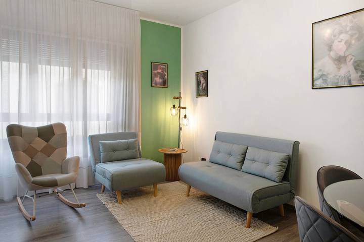 Hel lägenhet, Apartment 'Rifugio Di Sebi' with Mountain View, Wi-Fi and Air Conditioning in Morbegno (Village), Morbegno