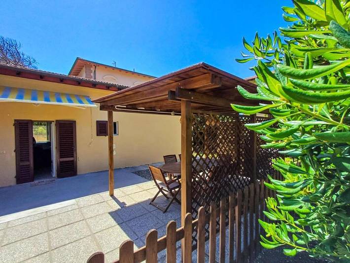 Casa vacanza per 5 persone, con Terrazza e Giardino nonché Panorama a Rosignano Solvay