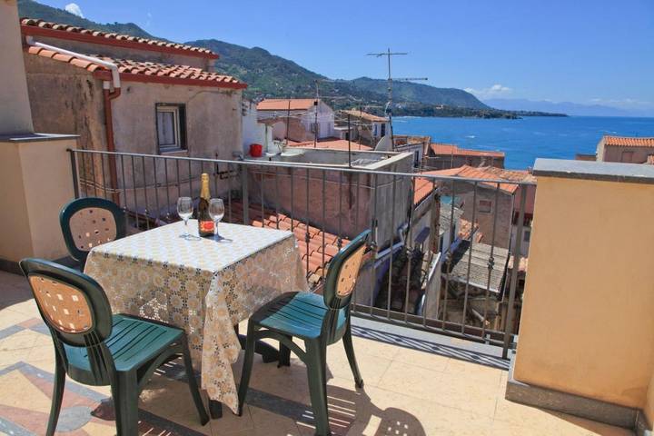 Ferienwohnung für 5 Personen, mit Balkon und Ausblick - 1