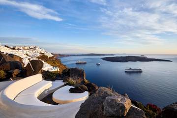 Villa for 4 Guests in Imerovigli, Santorini, Picture 1