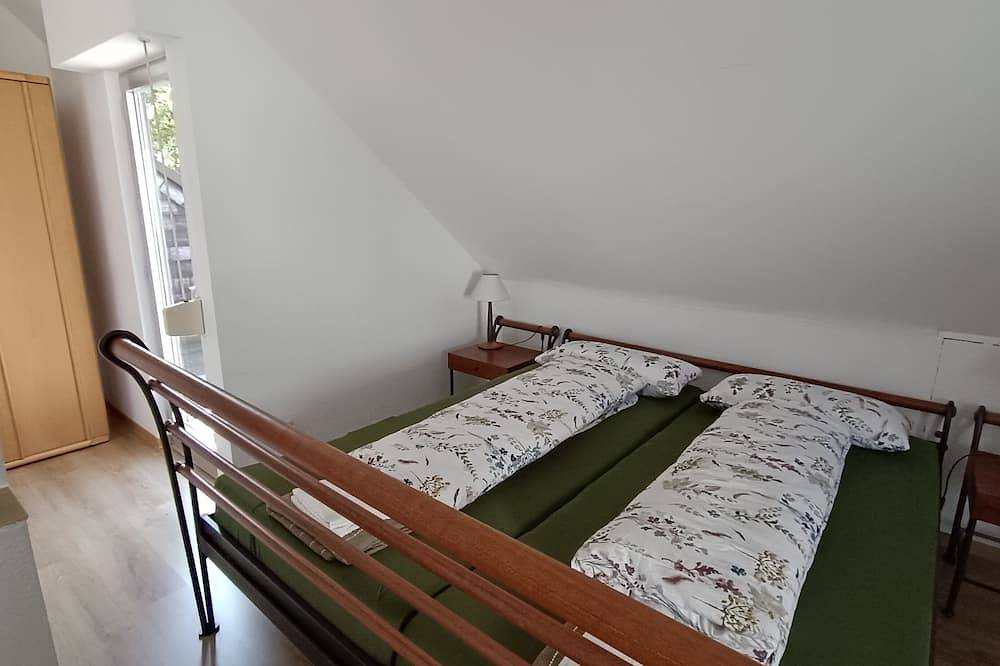 Ganze Wohnung, Ferienwohnung für 6(7) Personen Eifel in Euskirchen, Eifel (Nordrhein-Westfalen)