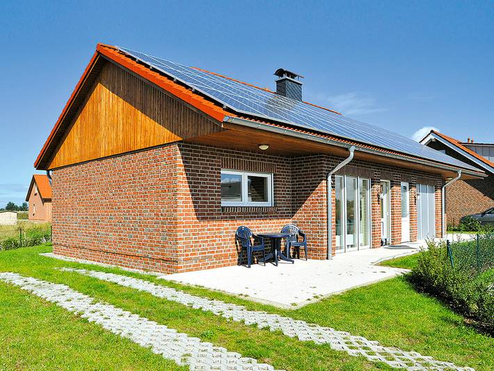Ferienhaus für 4 Personen, mit Garten und Terrasse sowie Sauna