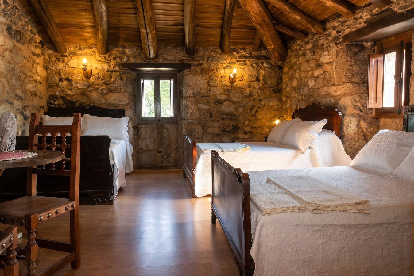 Acogedora Casa en Paradela con Bbq incluido in Paradela (desambiguación), Reserva da Biosfera Ribeira Sacra e Serras do Oribio e Courel
