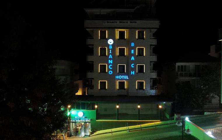 Hotel voor 2 personen, met balkon en uitzicht in Kusadasi